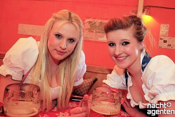 Dirndl, Lederhosen und viel Spaß: Die Party "Tracht und Pracht" am Samstag im Hippodrom auf der Theresienwiese. Mehr Bilder unter: www.nachtagenten.de.