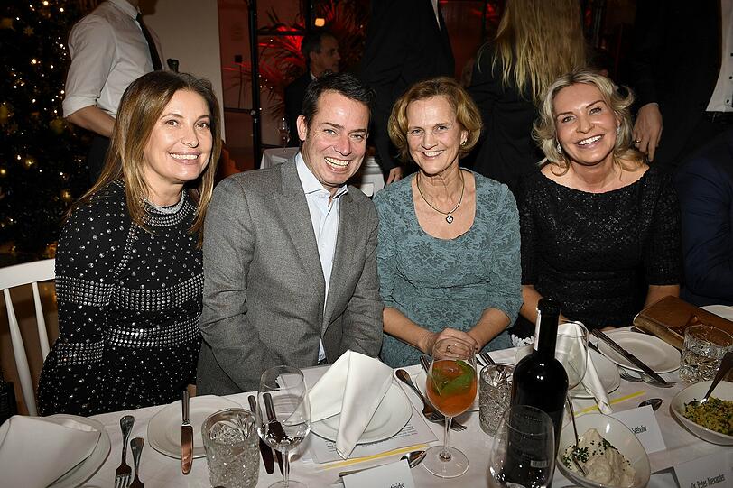 Christian und Christiane Hirmer, Karin Seehofer sowie Saskia Greipl