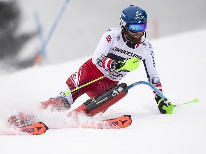 Marco Schwarz fährt in der Kombination um eine Medaille mit.