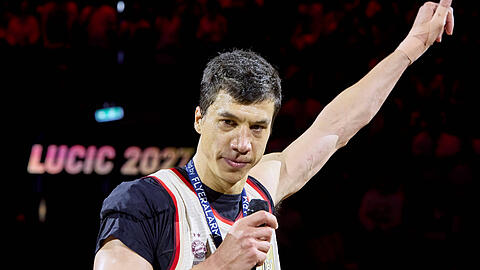 „Ich werde auch nächstes Jahr hier sein“, sagt Vladimir Lucic im ausverkauften SAP Garden nach dem Halbfinaleinzug gegen den MBC.