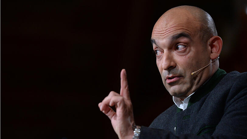 Die CSU wird es nach der Wahl nicht leicht haben, glaubt Kabarettist Django Asül.