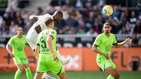 Marcus Thuram traf mit dem Kopf zum Gladbacher 2:0 gegen Wolfsburg.