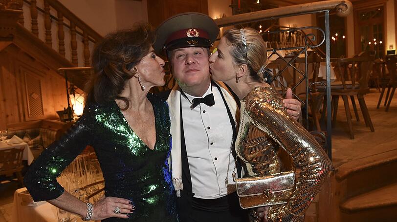 Bärbel Bagusat, Jovi Graf von Schaesberg und Natalie Ziegler.