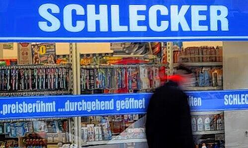 Mit drei Überfällen auf Schleckerfilialen wollte ein 30-Jähriger seine Schulden begleichen.