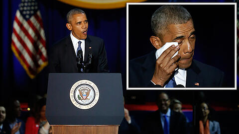 Als er sich bei seiner Ehefrau Michelle bedankt, kämpft Barack Obama einen kurzen Moment mit den Tränen.