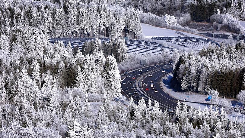 Die drei Weihnachtstage vom 24. bis 26. Dezember waren in Deutschland im Mittel so kalt wie seit dem Jahr 2010 nicht mehr. Die drei Weihnachtstage vom 24. bis 26. Dezember waren in Deutschland im Mittel so kalt wie seit dem Jahr 2010 nicht mehr.