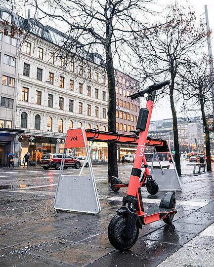 Wird in Schweden getestet: Eine Station für E-Scooter.