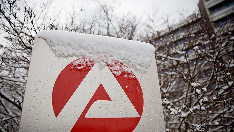 Im Winter steigt die Arbeitslosigkeit traditionell an. (Symbolbild)