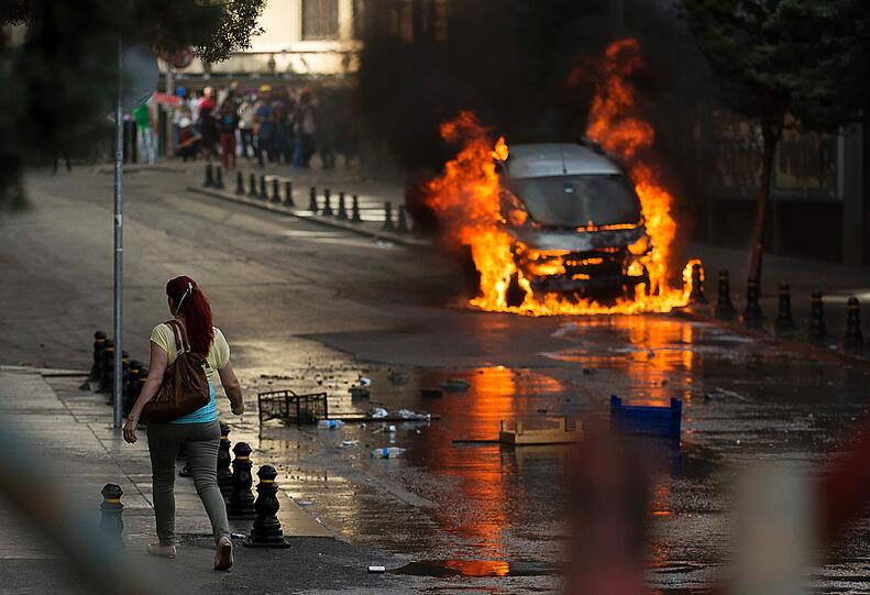Die Situation auf dem Taksim Platz: Die Bilder.