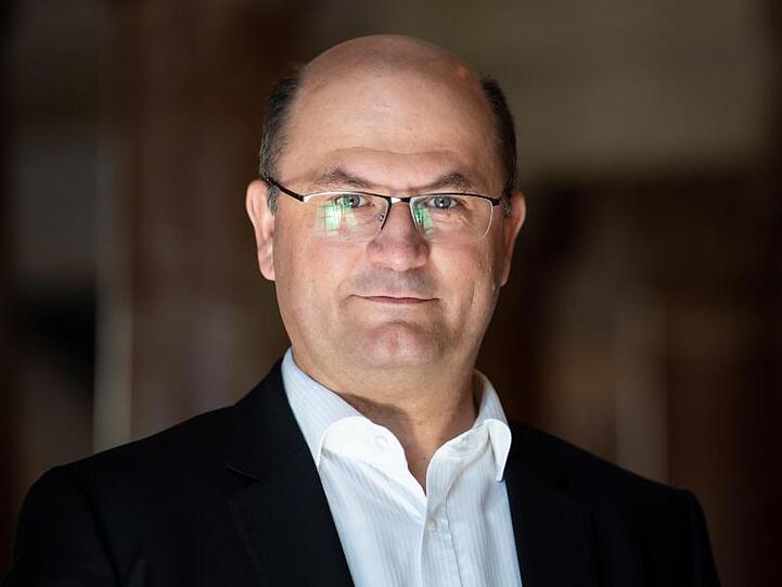 Albert Füracker (CSU), Finanzminister von Bayern, nimmt an einer Sitzung teil. Foto: Sven Hoppe/dpa-Pool/dpa/Archivbild