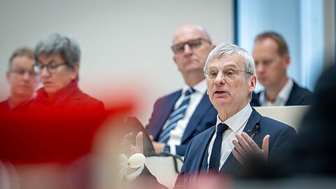 Die AfD will eine Neuwahl - der Antrag scheiterte aber im Brandenburger Landtag.