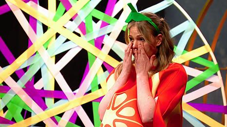 Gr&uuml;nderin Alena Leeb ist zu Tr&auml;nen ger&uuml;hrt.