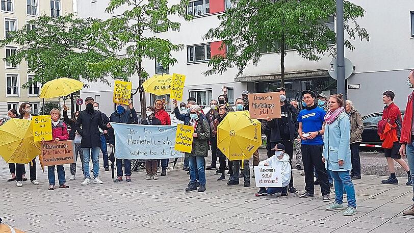 Die Ausspekuliert-Demo am Ackermannbogen.