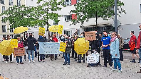 Die Ausspekuliert-Demo am Ackermannbogen.