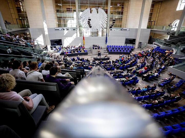 Weiter GroKo - ja oder nein? 59 Prozent der Befragten haben sich im Trenbarometer von RTL und n-tv dafür ausgesprochen.