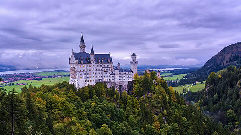 Das Schloss Neuschwanstein - hier erlebte der Kini schwere Stunden.
