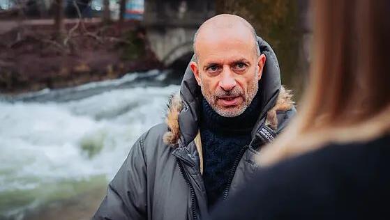 Surf-Club-M&uuml;nchen Pr&auml;sident Martin Gr&uuml;n.