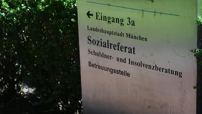 Der Eingang der Schuldnerinsolvenzberatung in der Mathildenstraße. Der Eingang der Schuldnerinsolvenzberatung in der Mathildenstraße.