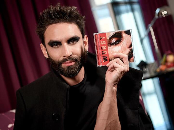 Tom Neuwirth alias "Wurst" mit seinem neuen Album "Truth Over Magnitude".