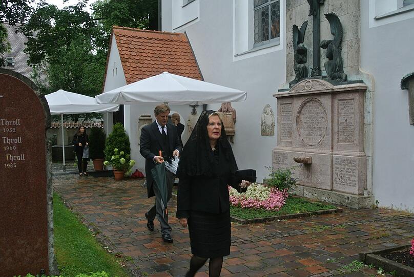 St. Georg, sonst eher düster, war noch nie so schön wie zu dieser Trauerfeier.