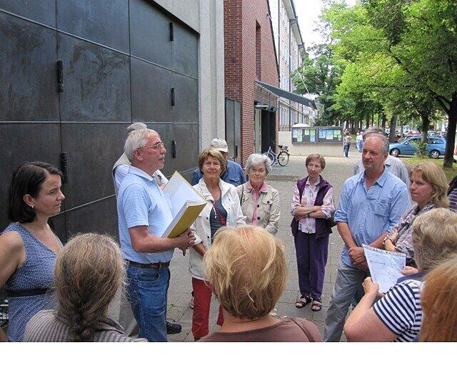 Geschichte des Stadtteils und der SPD: Bilder vom Spaziergang 2012.