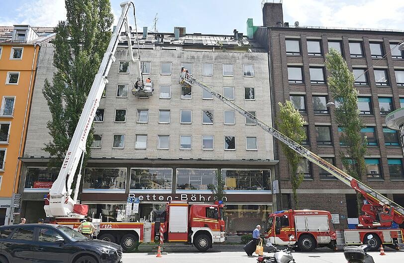 Großer Feuerwehr-Einsatz in der Lindwurmstraße