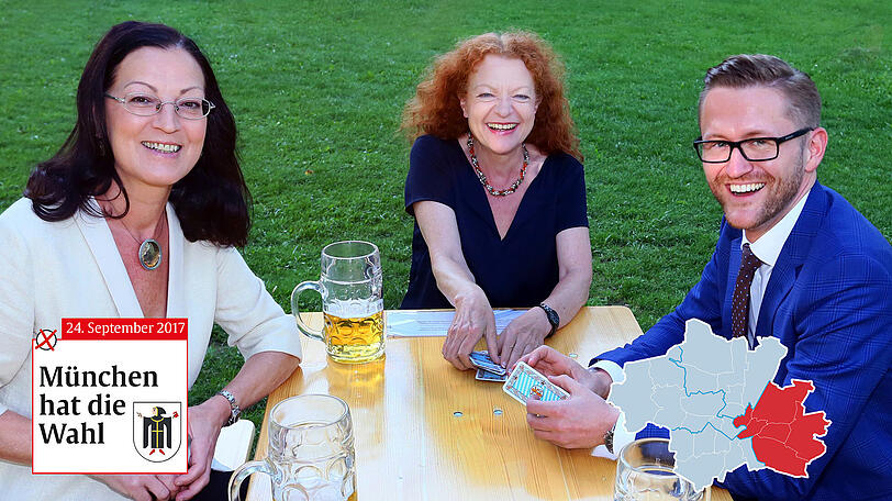Für die Abendzeitung treffen sich die Bundestags-Direktkandidaten für den Wahlkreis München-Ost beim Watten: Claudia Tausend (SPD, links), Margarete Bause (Grüne) und Wolfgang Stefinger (CSU).