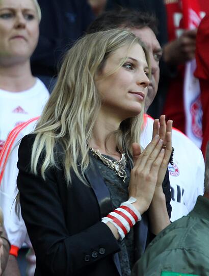 Bastian Schweinsteigers Freundin Sarah leidet mit ihrem Bayern-Star.