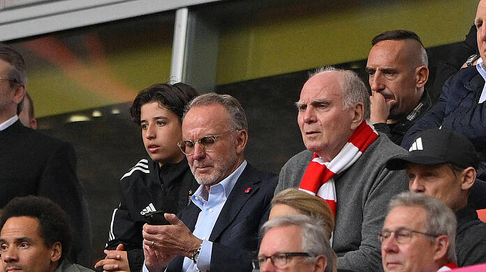 Die Ex-Bosse der Bayern: Karl-Heinz Rummenigge (l.) und Uli Hoeneß am Samstag in der Allianz Arena.