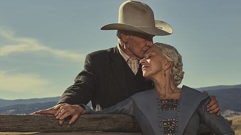Harrison Ford und Helen Mirren geben in Western-typischen Kostümen eine exzellente Figur ab.