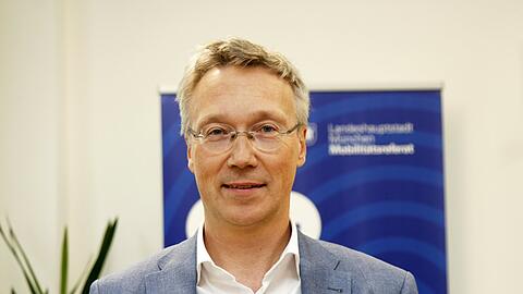 Georg Dunkel ist für die Verkehrswende in München der Hauptverantwortliche. Er leitet seit 2020 das Mobilitätsreferat, das Grüne und SPD extra neugegründet haben. Allerdings gibt es bei vielen Themen rund um den Verkehr Streit und Verzögerungen.