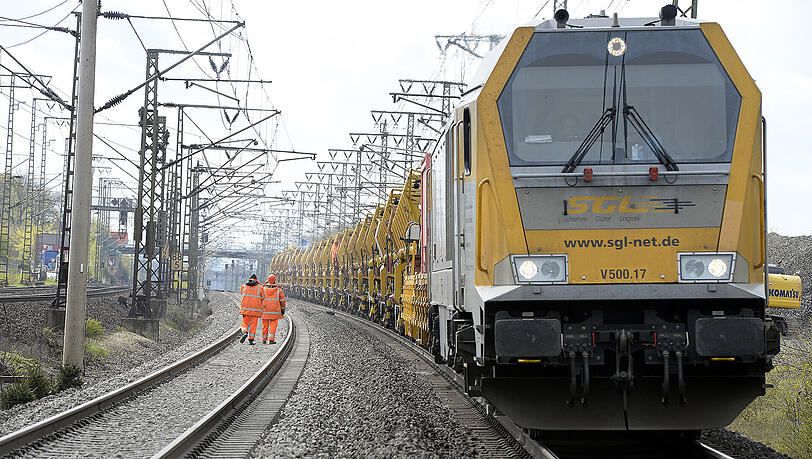 Baustelle Gleisnetz: Auch in Bayern hat die Deutsche Bahn dieses Jahr mehrere Großprojekte. Baustelle Gleisnetz: Auch in Bayern hat die Deutsche Bahn dieses Jahr mehrere Großprojekte.