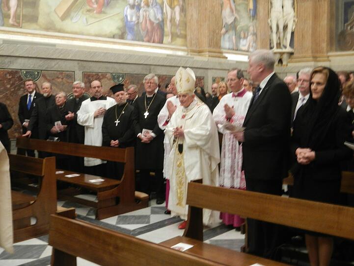 Eine bayerische Delegation besucht den Papst und gratuliert zum Geburtstag. Die AZ war für Sie in Rom. Die Bilder.