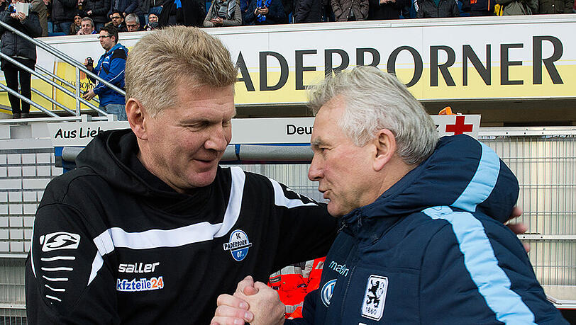Löwe trifft auf Tiger: TSV-Coach Benno Möhlmann (r.) vor dem Spiel mit Paderborn-Trainer Stefan Effenberg.
