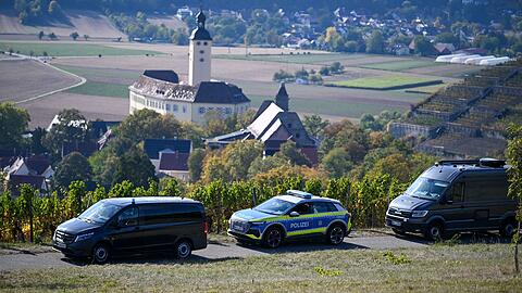 Polizei und Experten haben die Ermittlungen aufgenommen.
