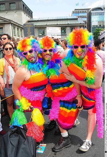 2. Kleidung Da fehlt das Händchen für Mode, der Mut zur Farbe &ndash; und oft fehlt auch der Gürtel in der Hose.