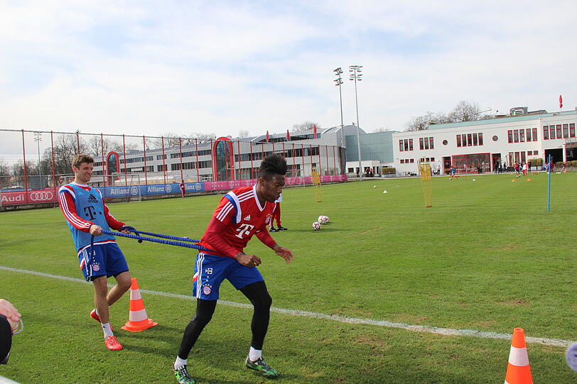 Am Dienstag gab's an der Säbener Straße ein öffentliche Trainingseinheit. Hier gibt's die Bilder!