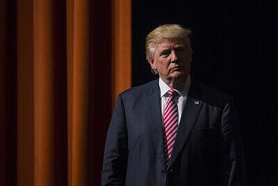 Auch bei Muslimen schreckt Trump nicht vor pauschalen Urteilen zurück. Nach islamistischen Terroranschlägen forderte er einen allgemeinen Einreisestopp für Muslime.