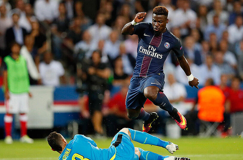 PSG-Profi Serge Aurier fällt immer wieder durch Skandale auf.