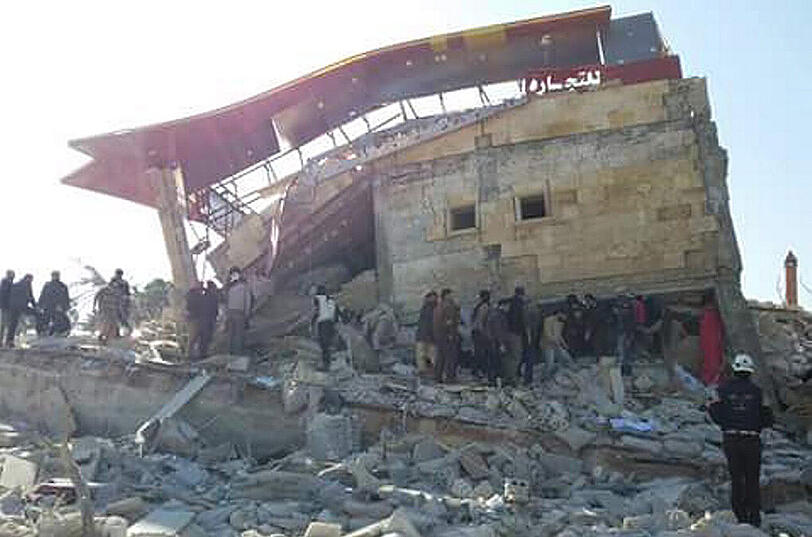 Neun Menschen sterben bei einem Luftangriff auf ein syrisches Krankenhaus.