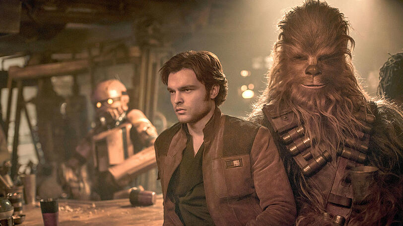 Alden Ehrenreich als Han Solo und Joonas Suotamo als Chewbacca in "Solo: A Star Wars Story".