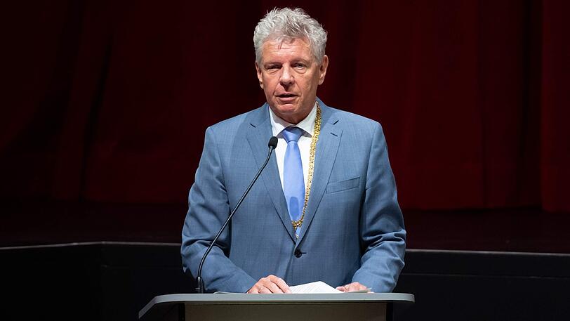 Oberbürgermeister Dieter Reiter (SPD) bei der konstituierenden Sitzung des Münchner Stadtrats im Deutschen Theater.