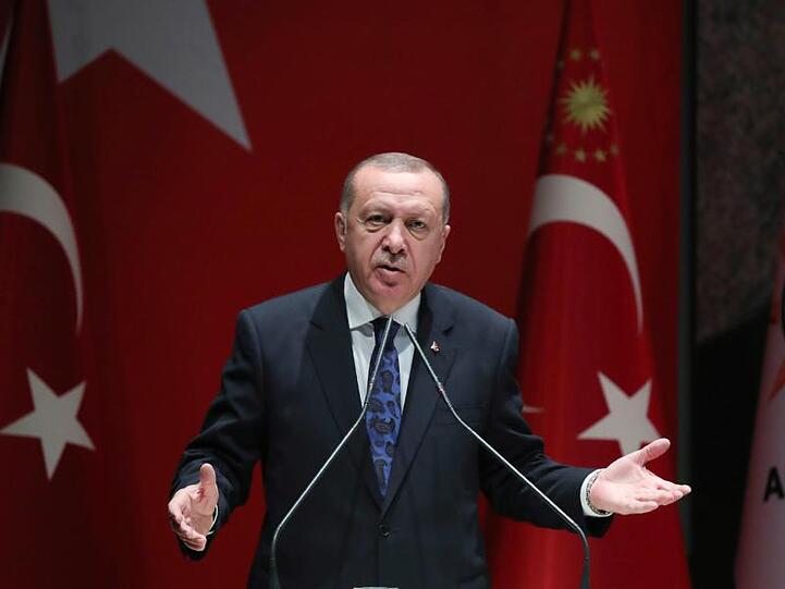 Recep Tayyip Erdogan soll an Gesprächen zur Lage im Bürgerkriegsland Libyen nach Deutschland kommen.