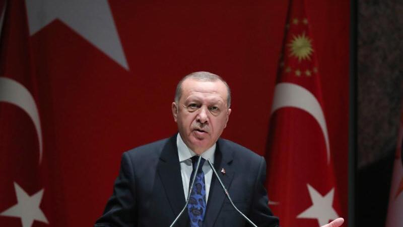 Recep Tayyip Erdogan soll an Gesprächen zur Lage im Bürgerkriegsland Libyen nach Deutschland kommen. Recep Tayyip Erdogan soll an Gesprächen zur Lage im Bürgerkriegsland Libyen nach Deutschland kommen.