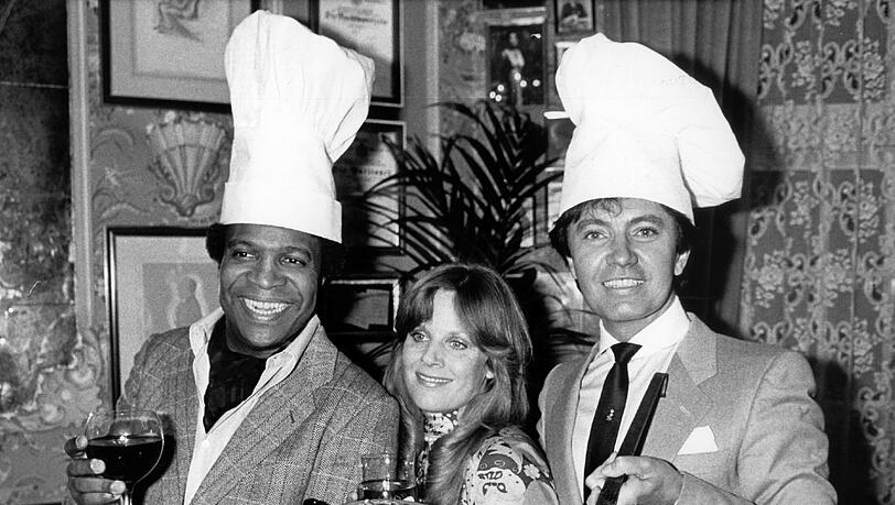 1979: Roberto Blanco mit Heidi Brühl und seinem Schlagerkollegen Rex Gildo († 1999). 1979: Roberto Blanco mit Heidi Brühl und seinem Schlagerkollegen Rex Gildo († 1999).