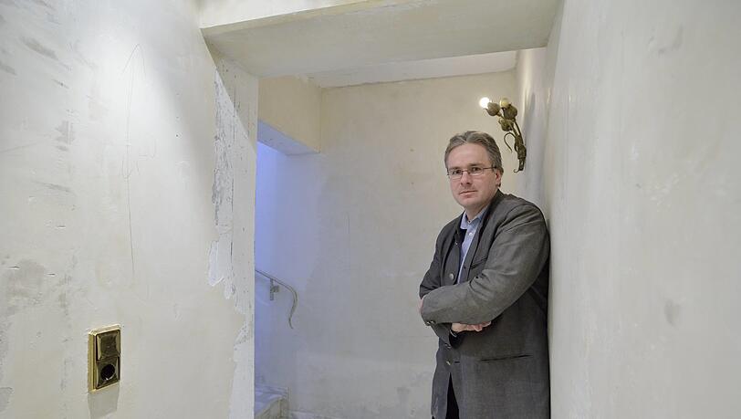"Zeichen nach vorn": Mate Toth. "Zeichen nach vorn": Mate Toth.