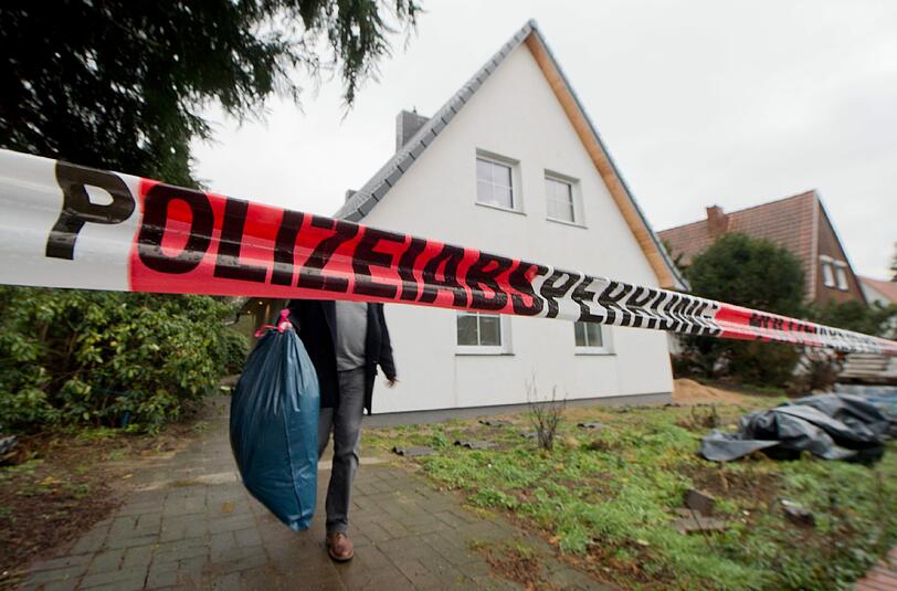 Der Lehrer war tot in seinem Haus entdeckt worden. Foto: Julian Stratenschulte/Archiv