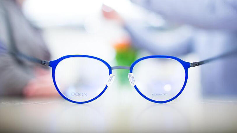 Augenoptiker beobachten seit einigen Jahren einen Trend zu Fassungen aus Kunststoff. Sie konnten ihren Marktanteil im vergangenen Jahr auf knapp ein Drittel steigern.