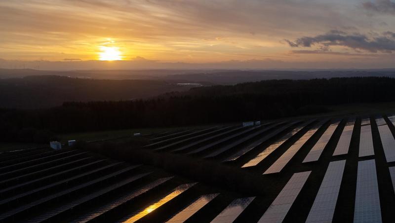 LEW Verteilnetz: Etwas mehr Strom aus Solaranlagen, aber viel weniger aus Wasser- und Windkraftanlagen. Foto: Thomas Frey/Archiv LEW Verteilnetz: Etwas mehr Strom aus Solaranlagen, aber viel weniger aus Wasser- und Windkraftanlagen. Foto: Thomas Frey/Archiv