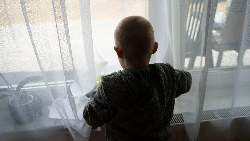 Der Krieg in der Ukraine hat nach Angaben der SOS-Kinderdörfer schwerste Auswirkungen auf die Psyche der Kinder. (Symbolbild)